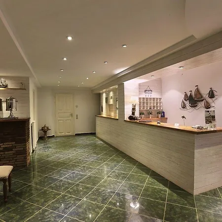 Aelia Áyios Pétros