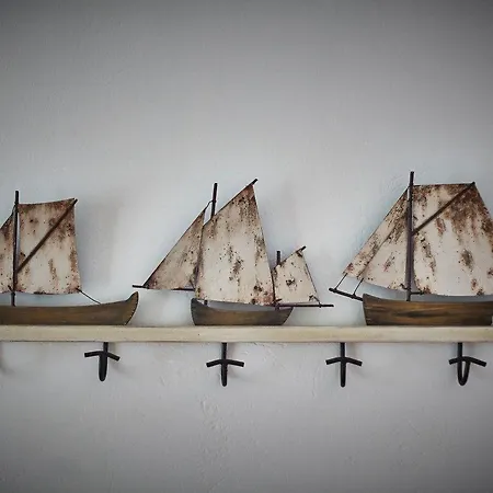 Aelia * Áyios Pétros