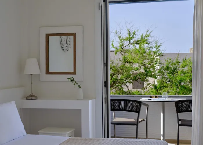 Aelia Áyios Pétros