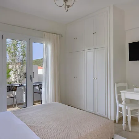 Aelia Apartment Agios Petros (Andros)