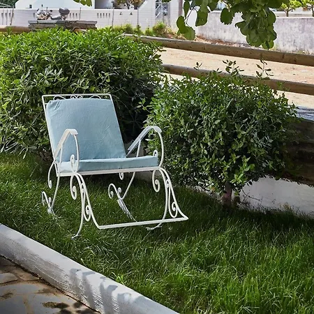 Aelia Áyios Pétros