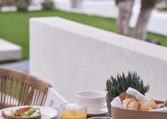 Aelia * Áyios Pétros